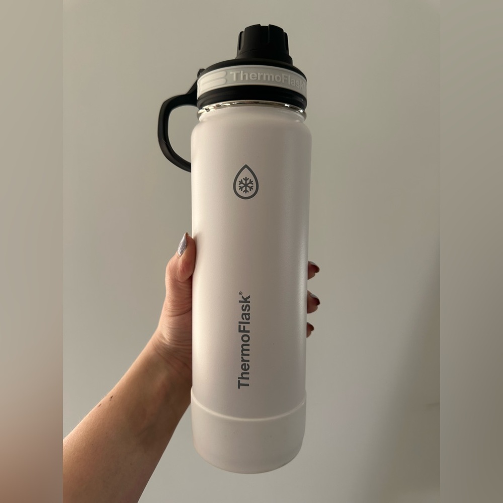 NWT ThermoFlask White Water Bottle